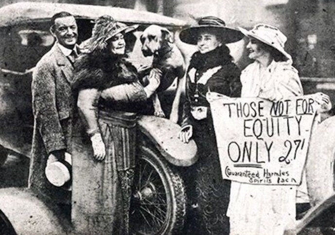 장애를 극복한 헬렌 켈러 뒷이야기가 안 알려진 이유_4.png