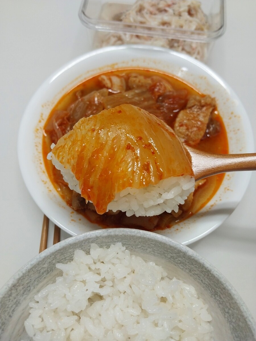 집밥-돼지고기 김치찌개 백반_10.jpg