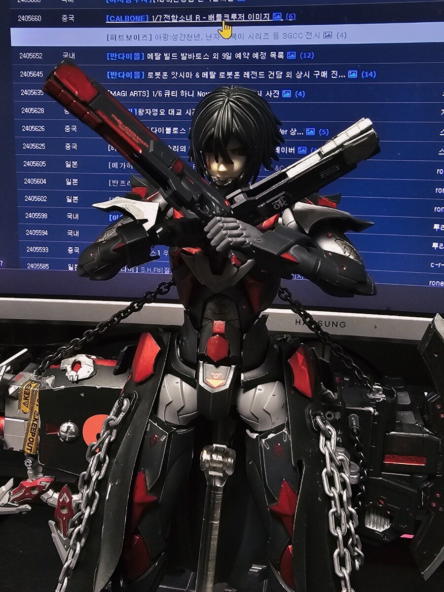 드디어 이 정크무기를 들려줄 친구를 만들었습니다._4.jpg