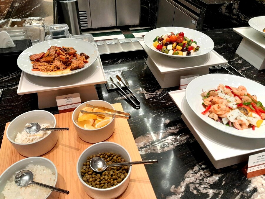 새롭게 떠오르는 호텔 뷔페의 강자_16.jpg