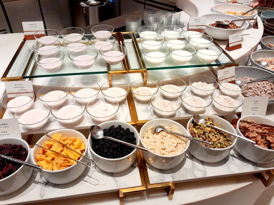 새롭게 떠오르는 호텔 뷔페의 강자_25.jpg