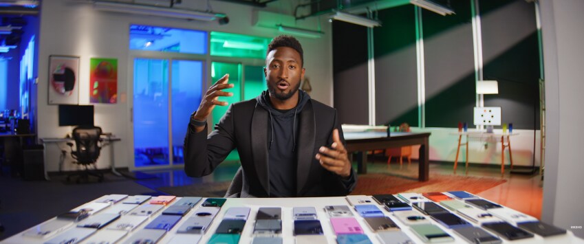 유명 테크유투버가 뽑은 [올해의 스마트폰]_2.png