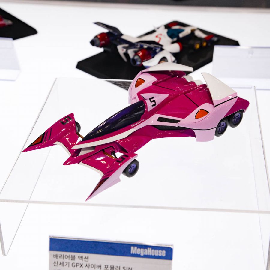 [메가 하우스] 사이버 포뮬러 계열 AGF 전시 사진_7.jpg