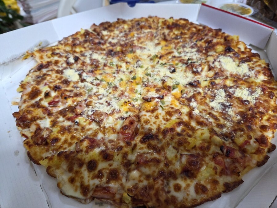 간만에 먹은 영구스 피자 치즈 도이치_1.jpg