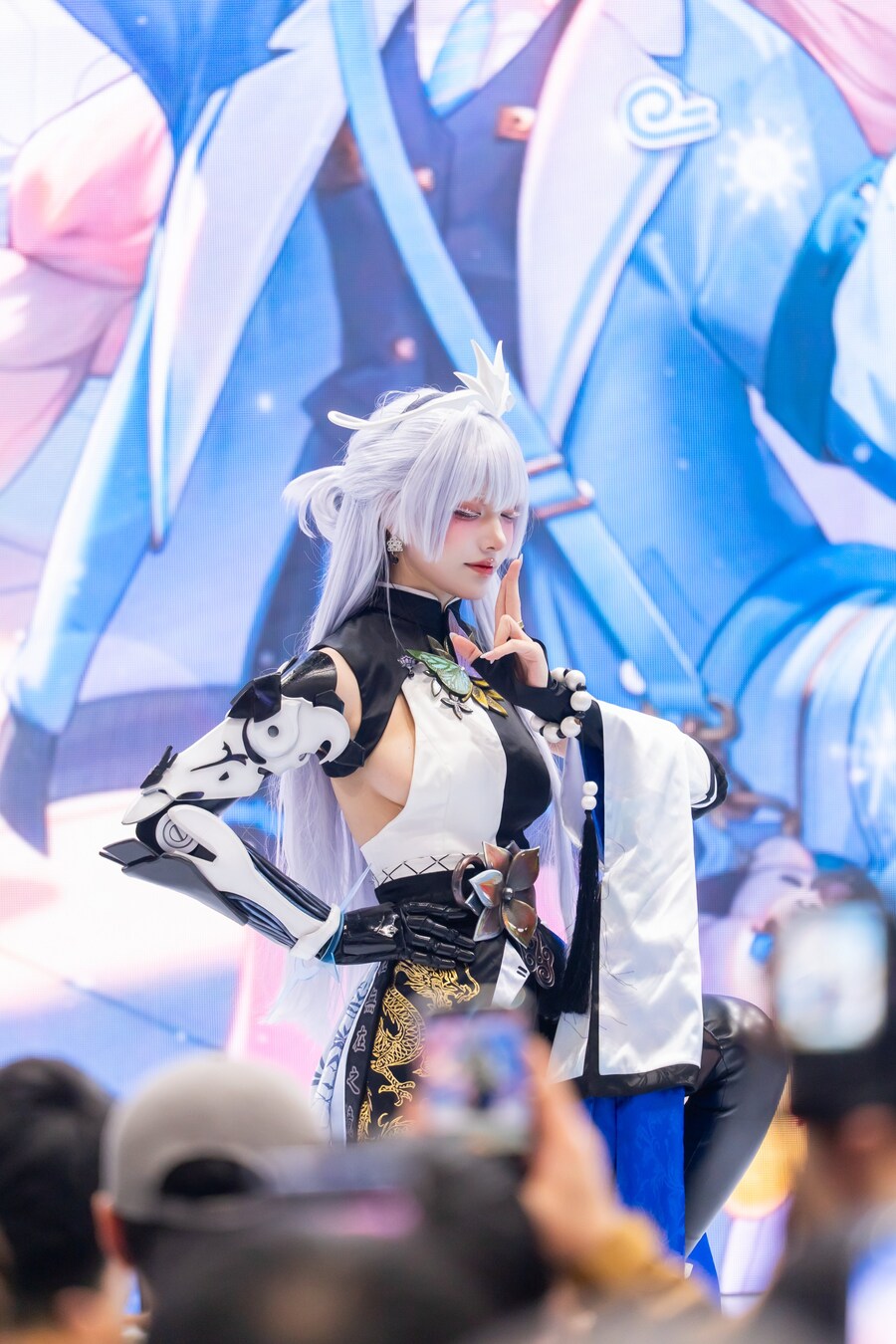 니케)AGF)공식부스 나유타 코스프레_13.jpg