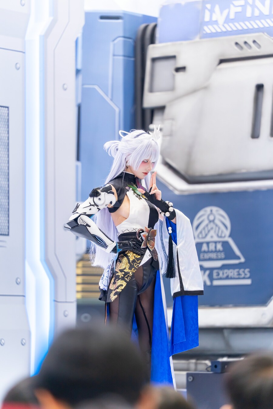 니케)AGF)공식부스 나유타 코스프레_14.jpg