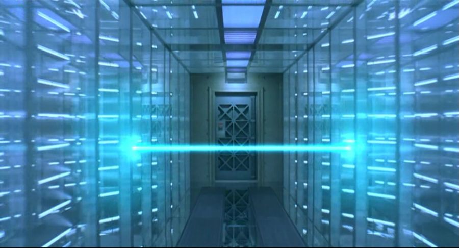 영화속 레이저를 피해라_4.jpg