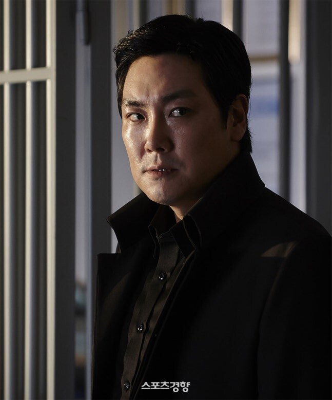 조진웅, 술 마시면 주먹 ‘기피 대상’” 업계 폭로_1.jpg