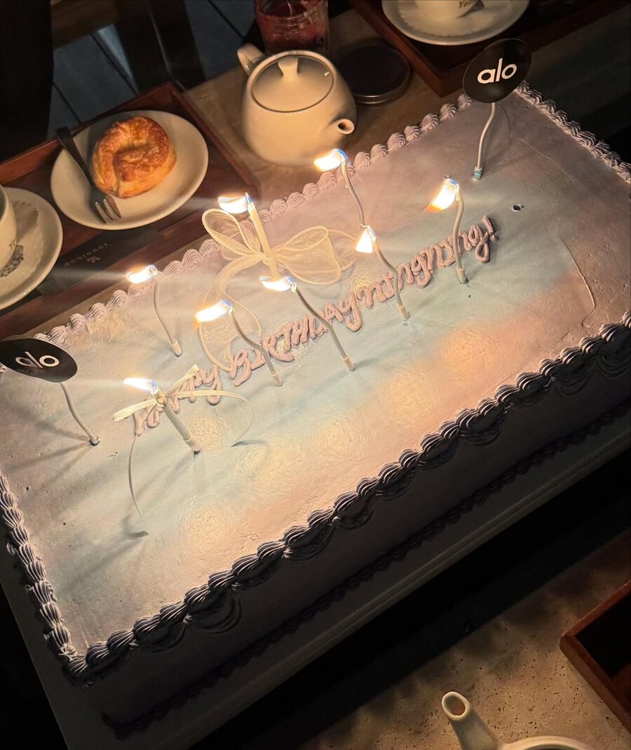 [에스파] 닝닝 x 보그 : 닝닝 23살🦋 보그 차이나 20살🎂_9.jpg