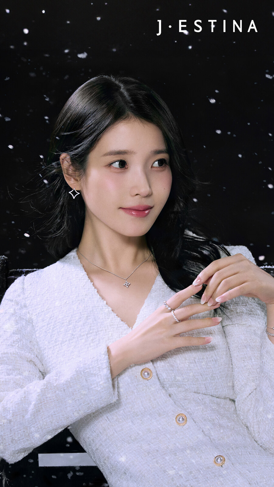 제이에스티나, 아이유 시크릿 월페이퍼_3.jpg