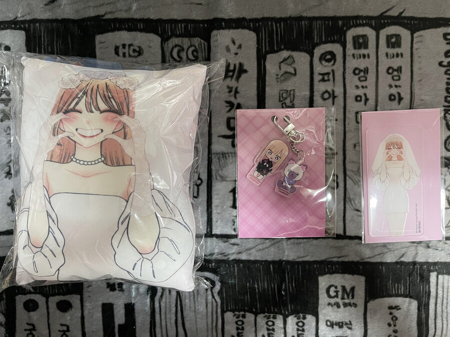 오늘은 약간만 책 사고 옴_4.jpg