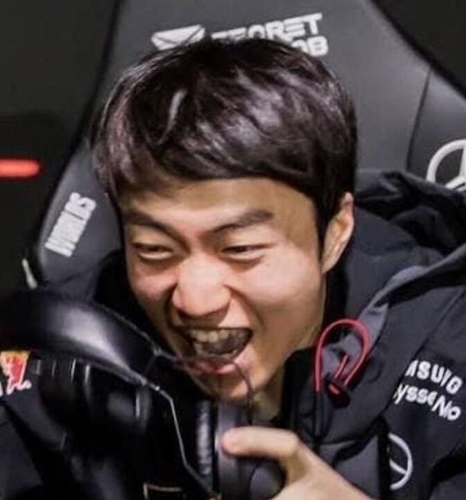 롤) "형들 왜 이렇게 기운이 없어요?"_4.jpg