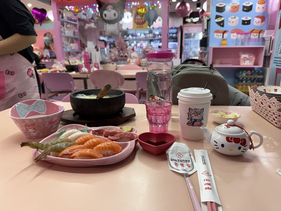 [봇치냐][명동_은행골] 냐루비즈가 계속 이야기하던 명동 은행골에 가봤어요_2.jpg