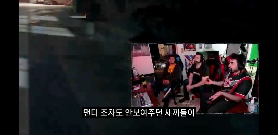 한창 논란이었던 소니 플스 검열 이중잣대.jpg_6.jpg