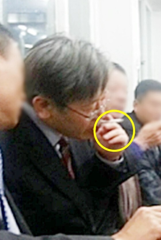 이게 트라이폴드 보험이 되려면 쓰는 사람이 많아져야 하는데_1.jpg