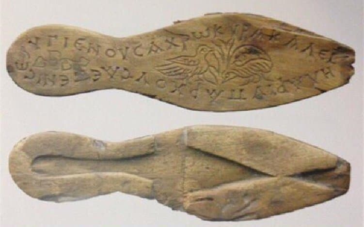 악역영애)중세 신발에는 신발자국이 존재했을까?_8.jpg
