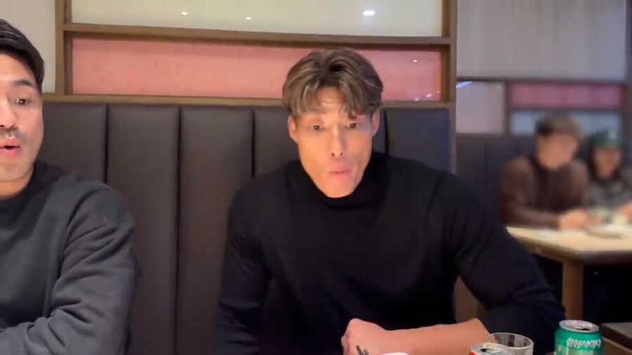 한국 방문한 피지컬 일본팀 대접_3.jpg