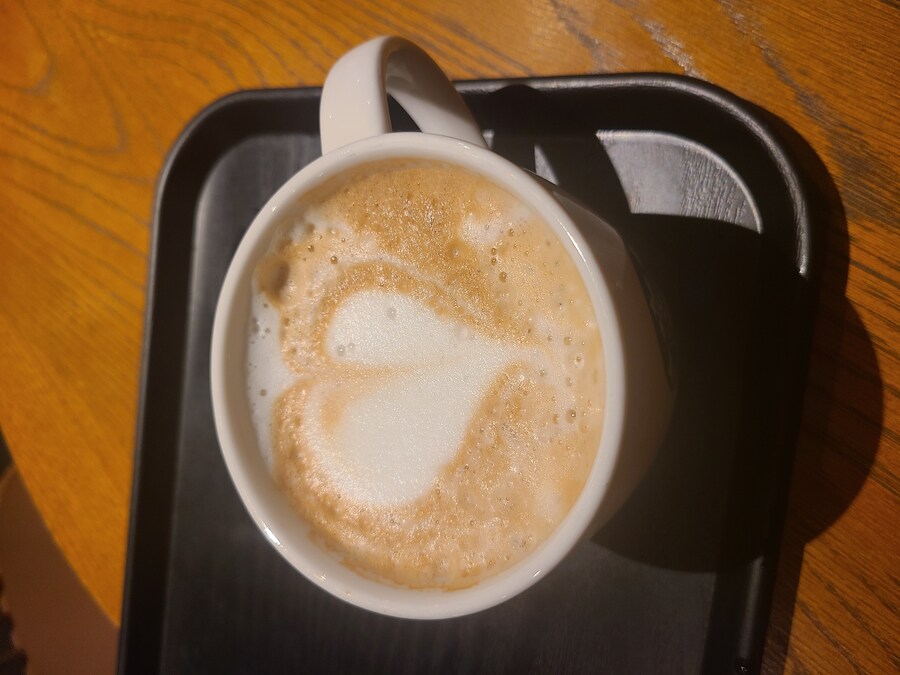 스타벅스에서 커피 쿠폰 쓰려고 왔는데 하트 이거 무슨 의미냐_1.jpg