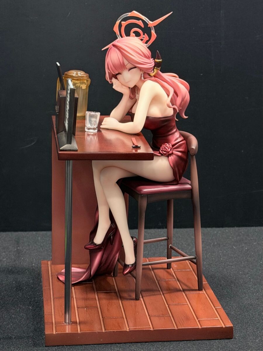 [솔라레인] 블루 아카이브 아루(드레스) 메모리얼 로비. 12월 25일 예약 시작_2.jpg