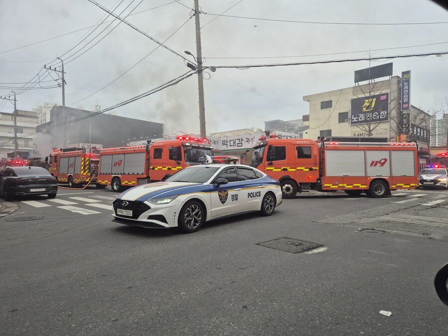 아침부터 일하는데 이게뭔일이여_2.jpg