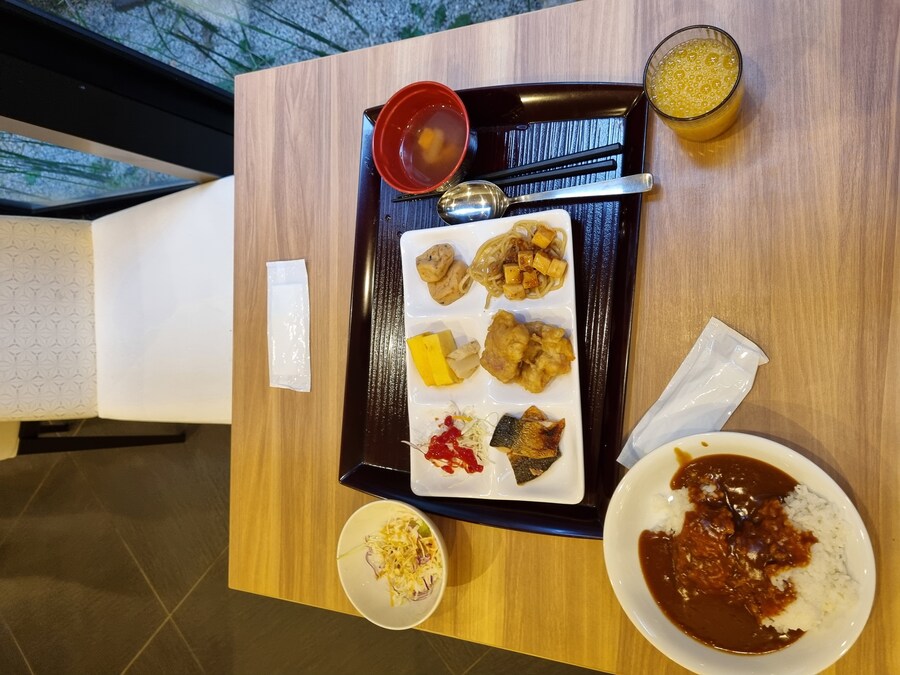 일본 워홀 32일차 교토 1박2일 호텔조식 니시키시장 탐방 도후쿠지(동복사)디저트_24.jpg