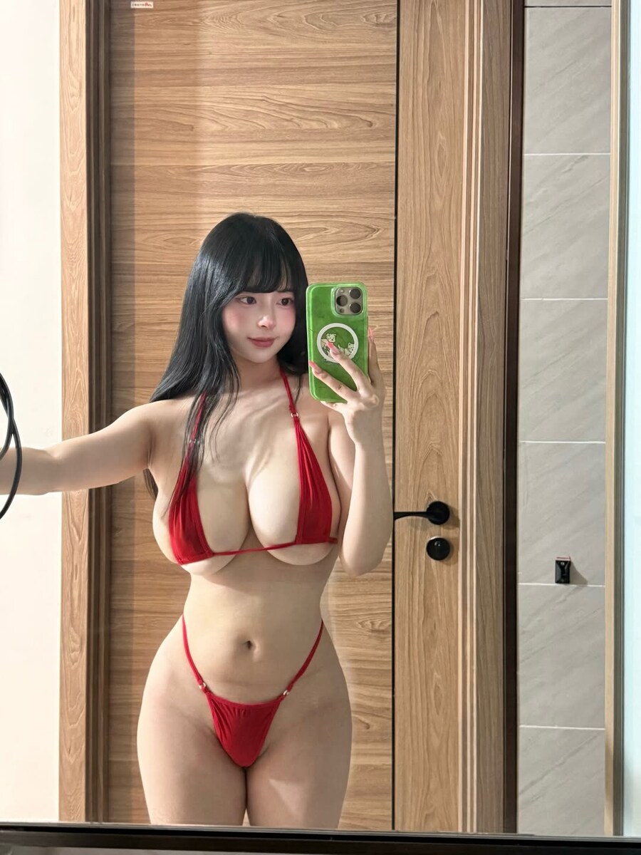빨간 비키니💖💖💖_1.jpg