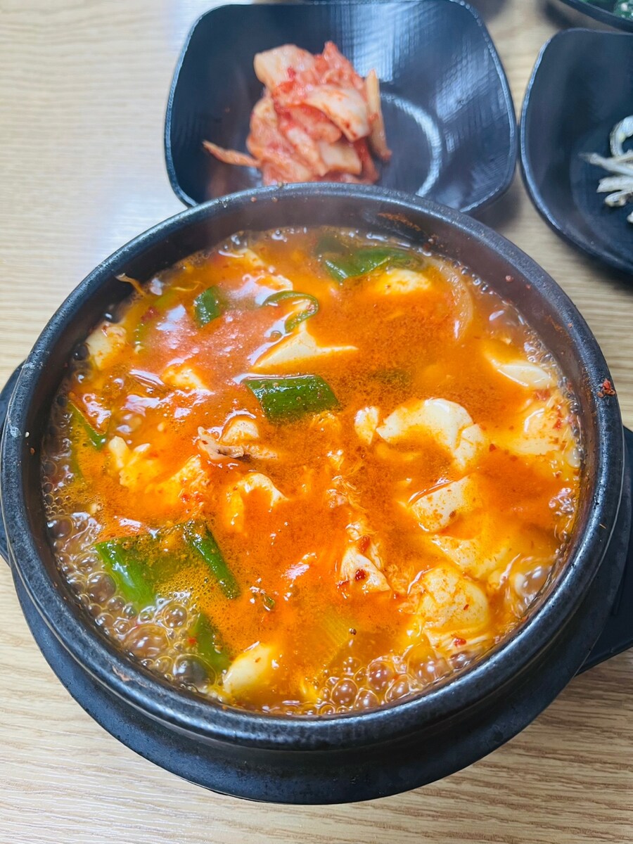 해물 순두부찌개 싸고 좋음_2.jpg