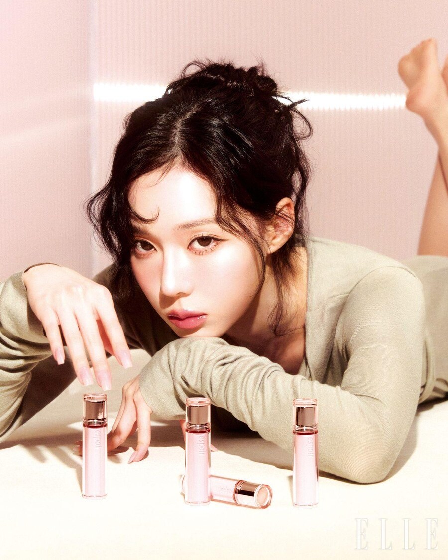 [에스파] 윈터가 말아주는 건배사 공개 : 맛잘알 이세요? 그럼 😋👌!_8.jpg