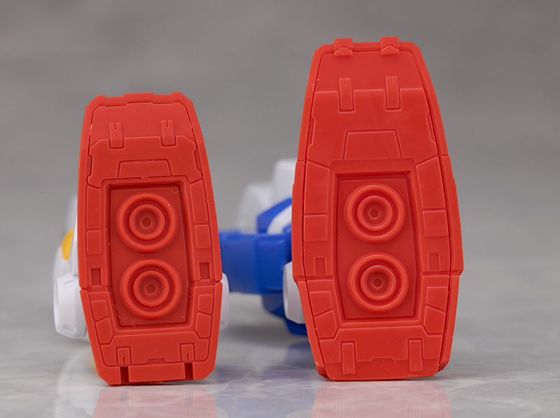 HGUC 1/144 건담 7호기 해외 리뷰_46.jpg