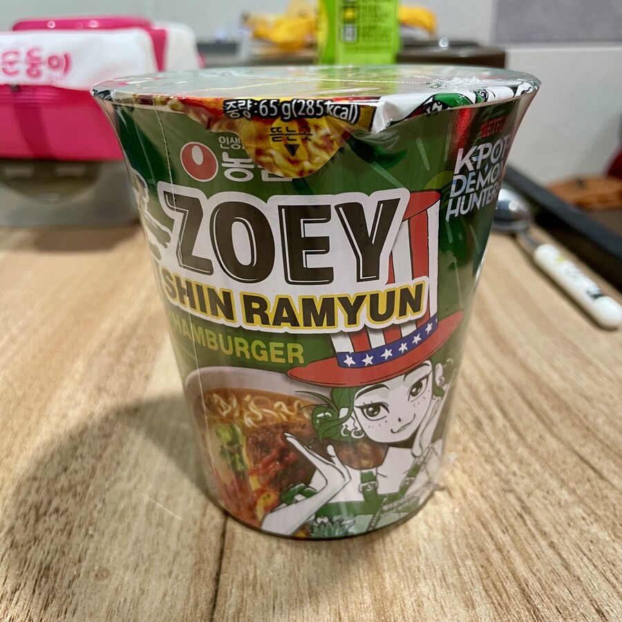 한정판(?) 신라면-케데헌 햄버거맛_2.jpg