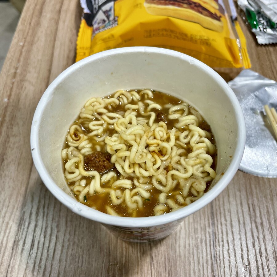 한정판(?) 신라면-케데헌 햄버거맛_6.jpg