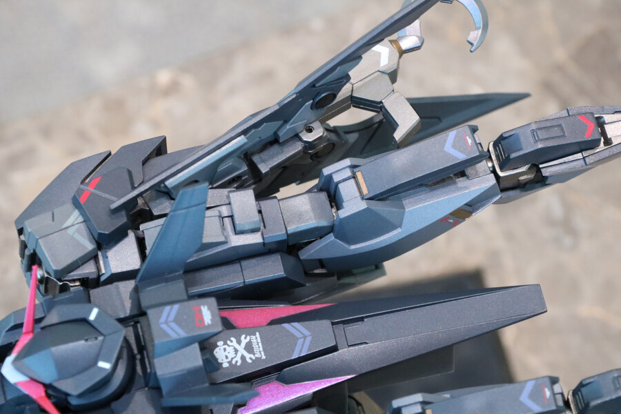 [반다이] 메탈 로봇혼 건담 AGE-2 다크하운드 기획담당자 인터뷰_23.jpg