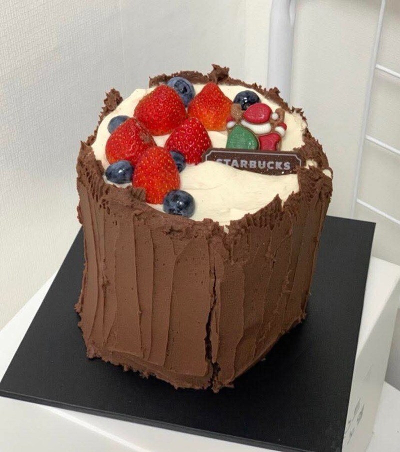 53000원짜리 스벅 케이크_2.jpg