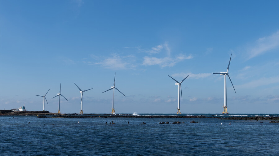 길을 걷다 만난 겁나 큰 바람개비_3.jpg