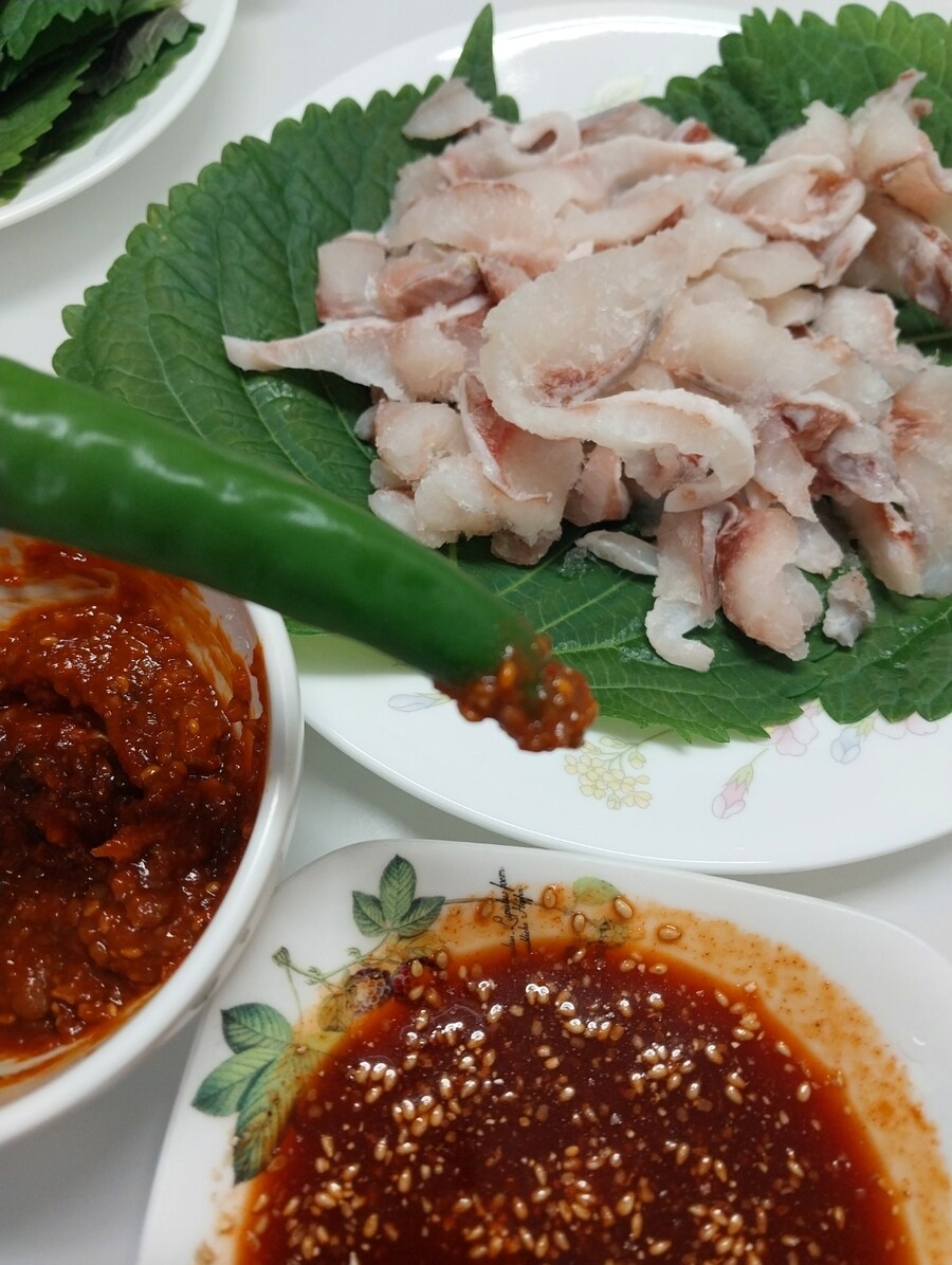 요즘 끝물~제철 밀치회_8.jpg