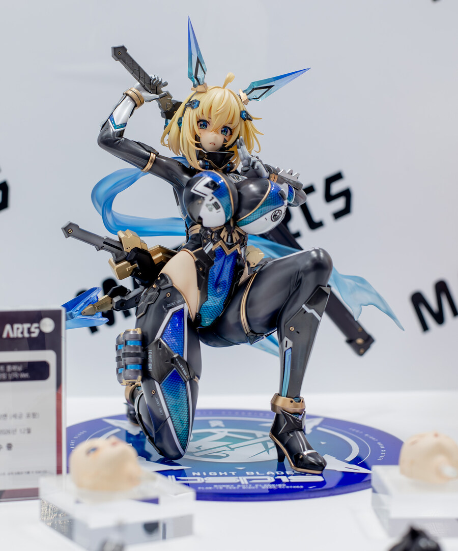 AGF2025 여성형 피규어 중심 나름 고퀄사진 - 아미아미편 (스압, 후방)_83.jpg