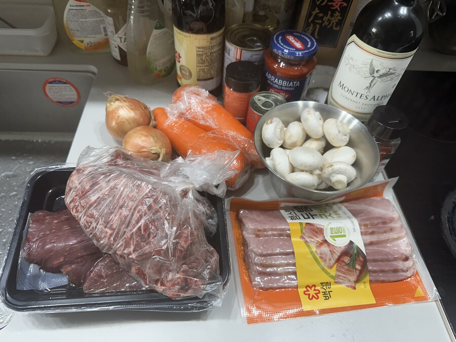 수녀님이 따라서 성탄절기념 비프 부르기뇽 만드는 중입니다_1.jpg