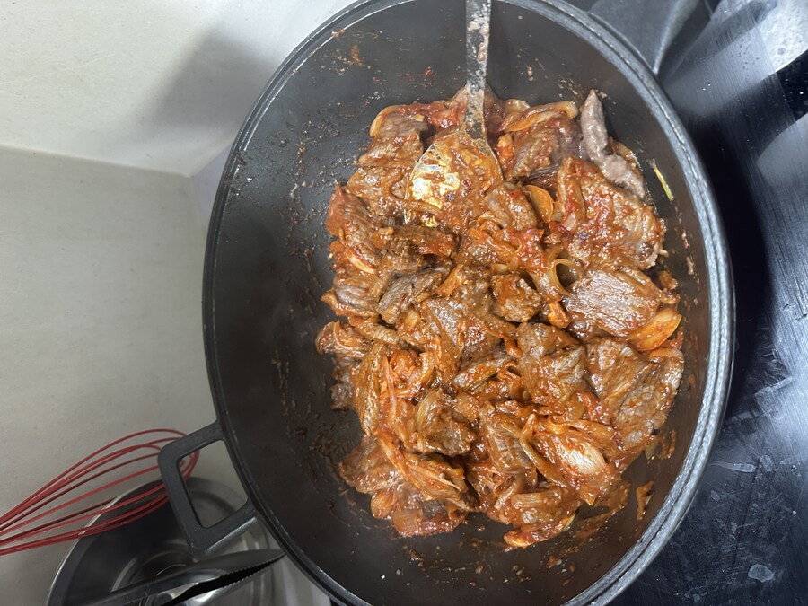 수녀님이 따라서 성탄절기념 비프 부르기뇽 만드는 중입니다_8.jpg