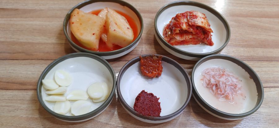 뜨끈뜨끈 순대국_2.jpg