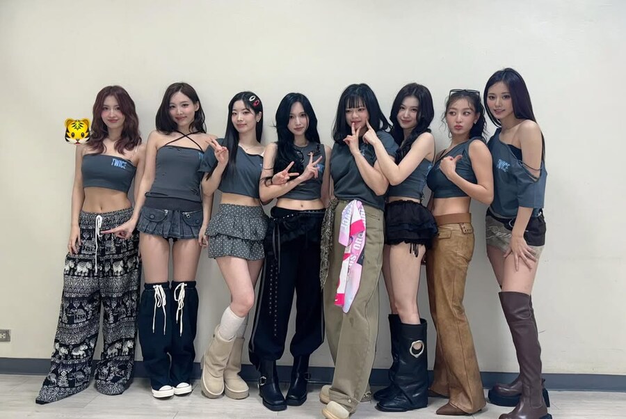 [트와이스] Magical & TT : 라이브 스테이지@ 월드투어 in 방콕_4.jpg