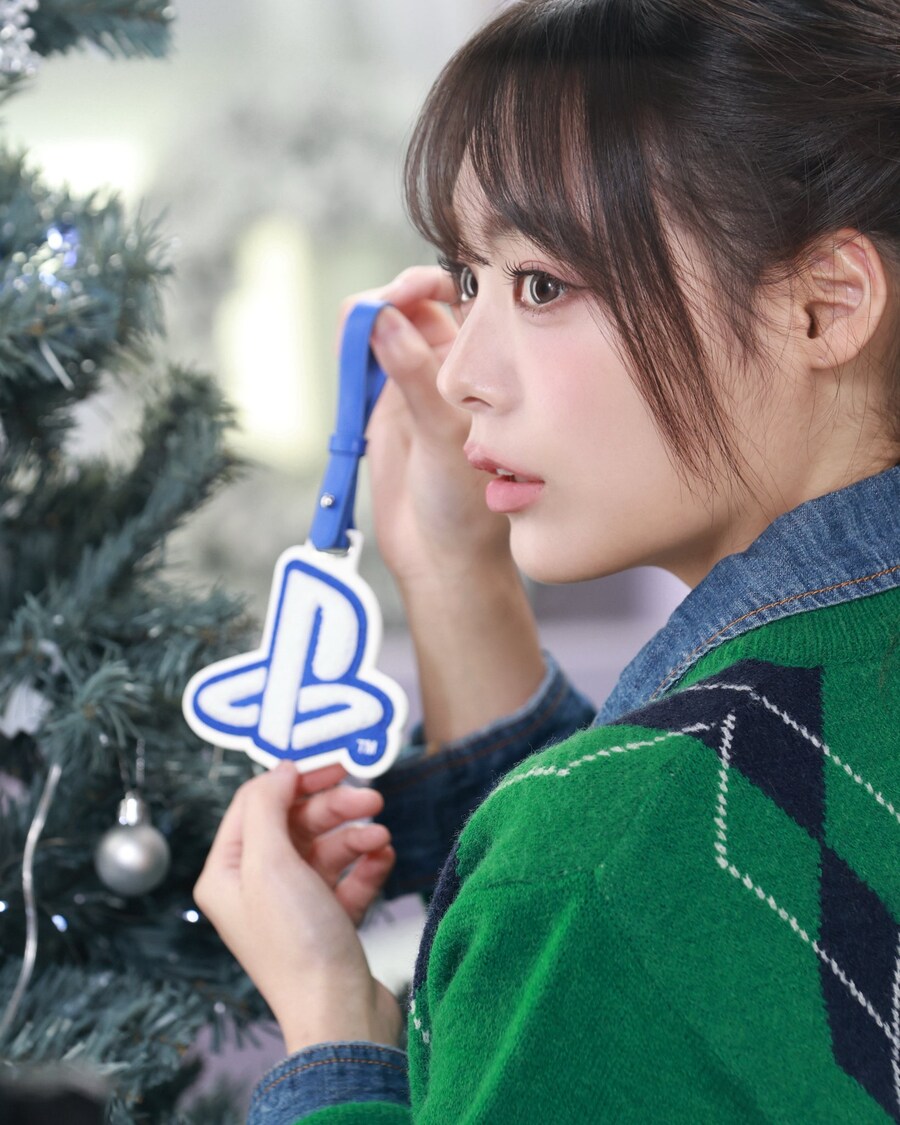 [QWER] 즐거운🎄Happy Christmas🎄Live 바위게들과 함께🎁_4.jpg