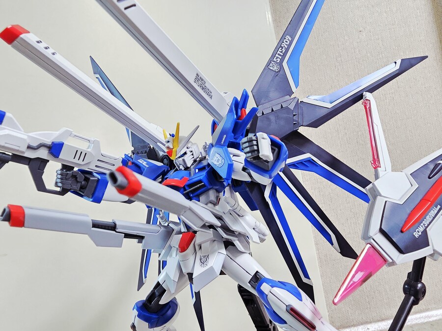 25년 연말도 시드 프리덤 범용 데칼들과 함께~_2.jpg