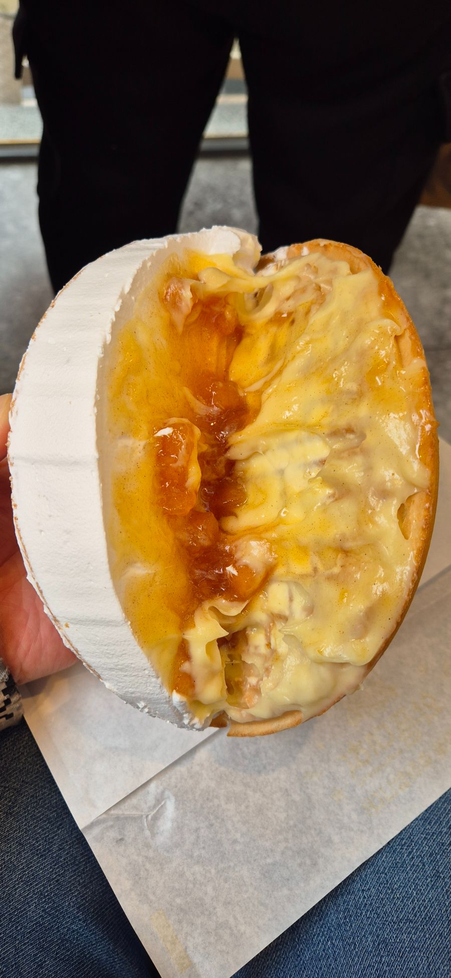 와플대학에서 해피 커스터드 애플크림와플을 먹어봤습니다._2.jpg