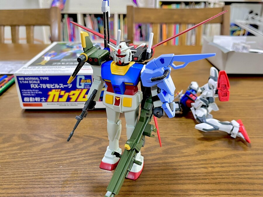 후배 물건을 뺏어쓰는 못된 선배.jpg_1.jpg