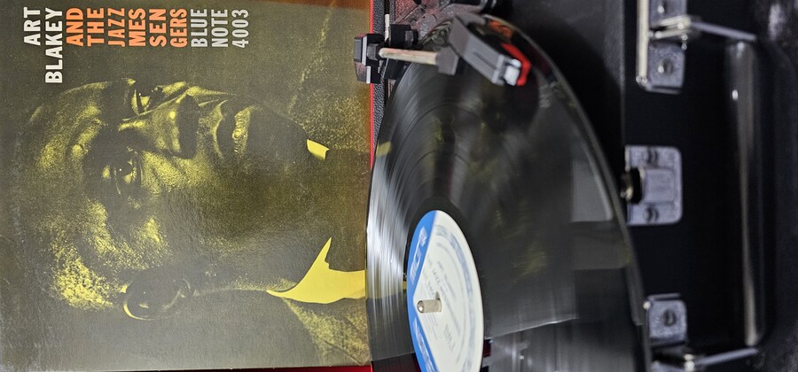 오늘 맴버십 뱅에서 브금으로 나온 곡_1.jpg