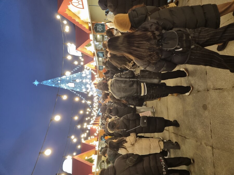 2025년 광화문 크리스마스 마켓 & 서울 빛초롱축제_18.jpg