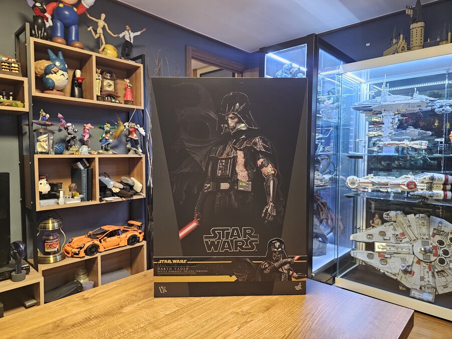 [핫토이] DX-45 베틀데미지 다스베이더 오프박스_2.jpg