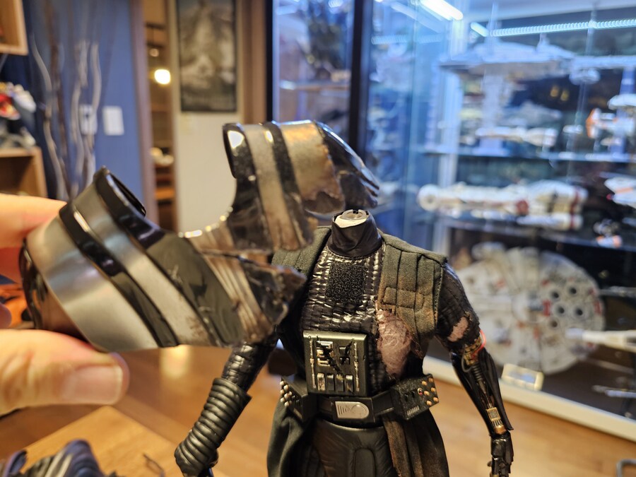 [핫토이] DX-45 베틀데미지 다스베이더 오프박스_27.jpg