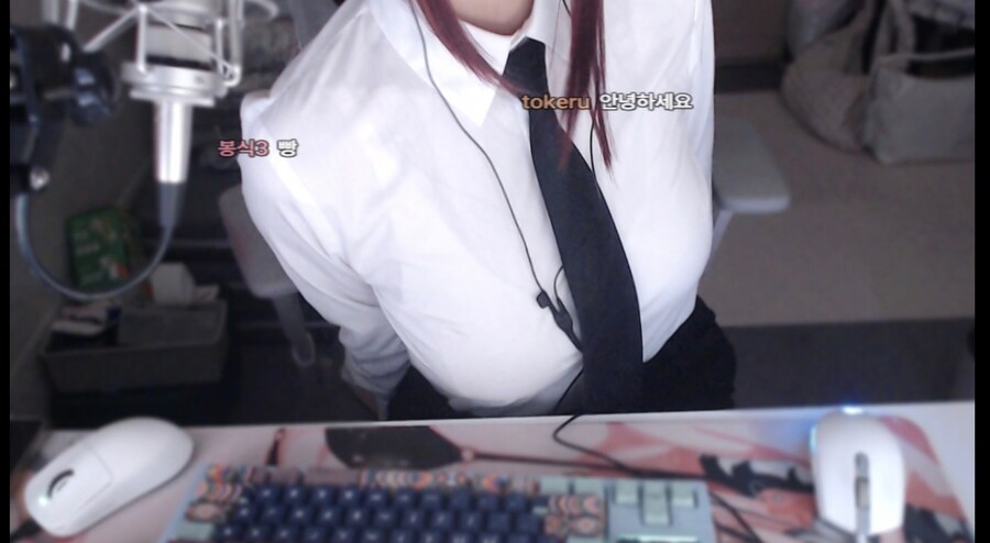 버튜버) 도라 마키마 반캠_1.jpg