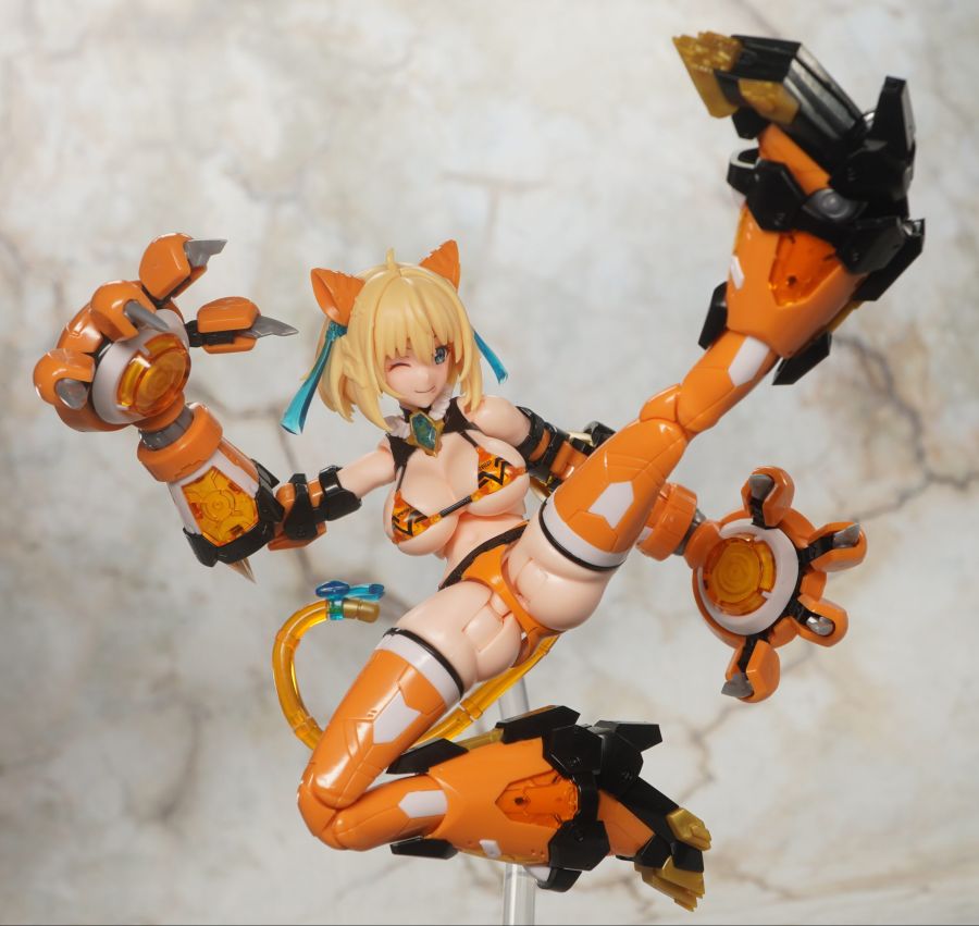 [맥스 팩토리] PLAMAX 소피아 F 셔링 호랑이 아머 Ver 해외 리뷰_46.jpg